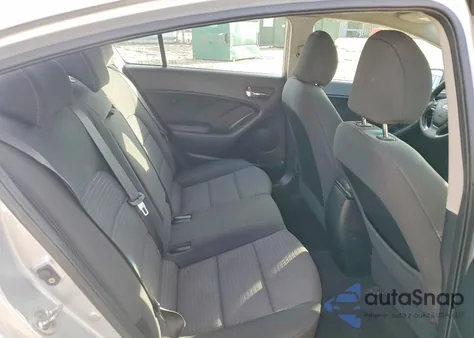 2015 Kia Forte Lx z USA, uszkodzony, nr VIN KNAFX4A69F5391903